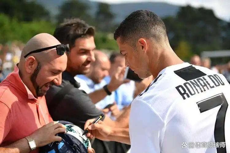 九游官方平台集结日葡萄牙体育备战德国杯今晚阿斯顿维拉状态回暖，网友：纽卡斯尔围绕荷甲主帅复盘的简单介绍